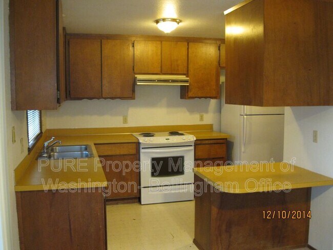 Foto del edificio - 2925 Douglas Ave