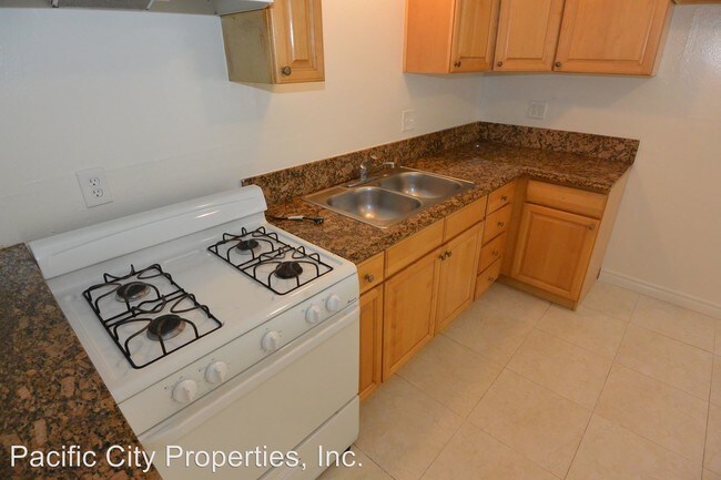 Foto del edificio - 7761 Mandrell Dr