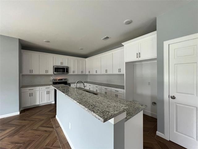 Foto principal - 3502 Ryan Ave