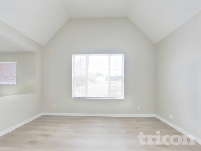 Building Photo - 1401 Lancaster Ct