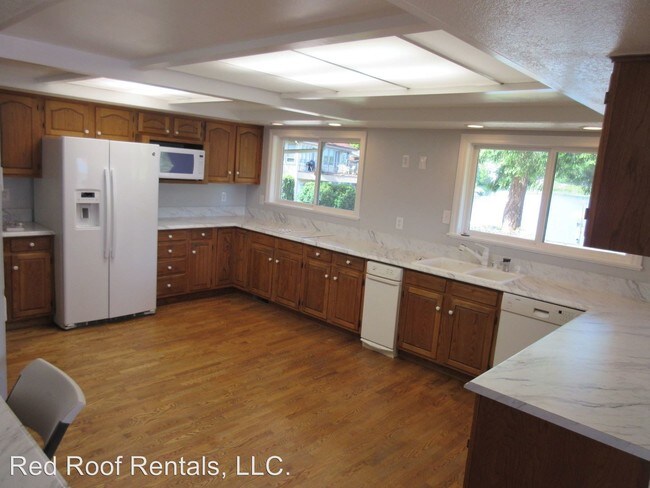 Foto del edificio - 9213 N Harborview Dr
