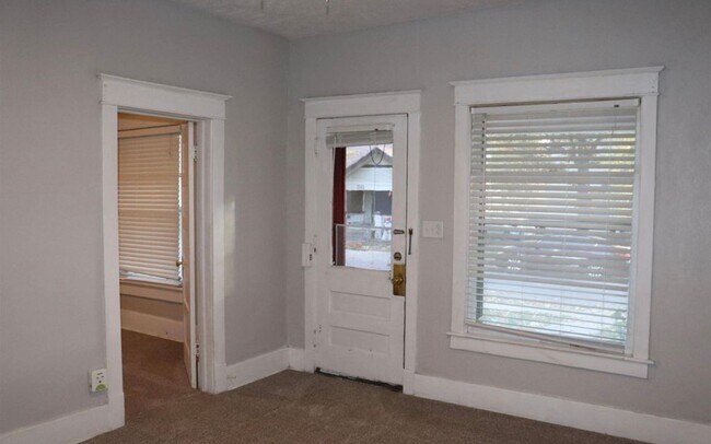 Foto del edificio - 1535 N 32nd St