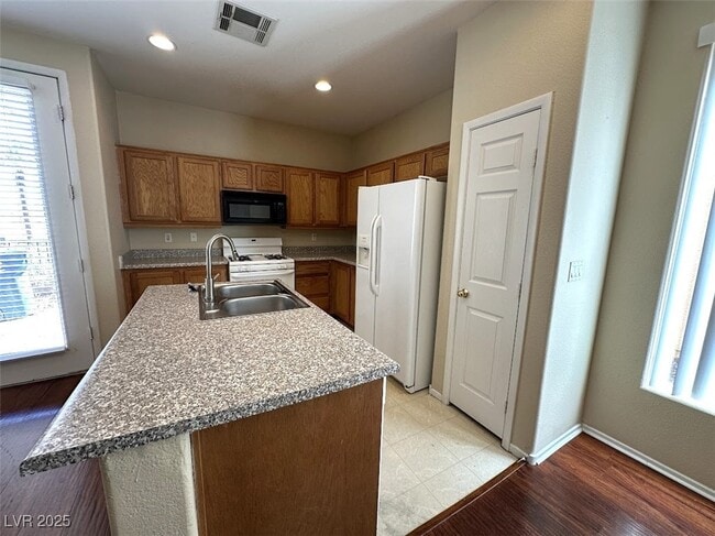 Building Photo - 3542 Harbor Tides St
