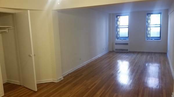 Building Photo - 98-76 Queens Blvd