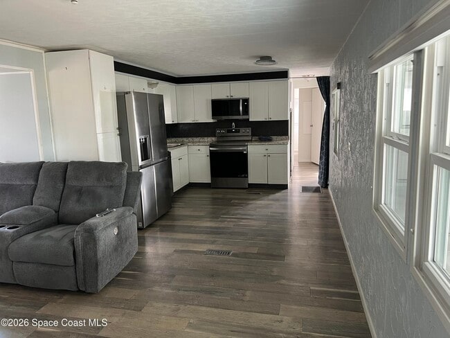 Building Photo - 1142 Parkview Ct NE