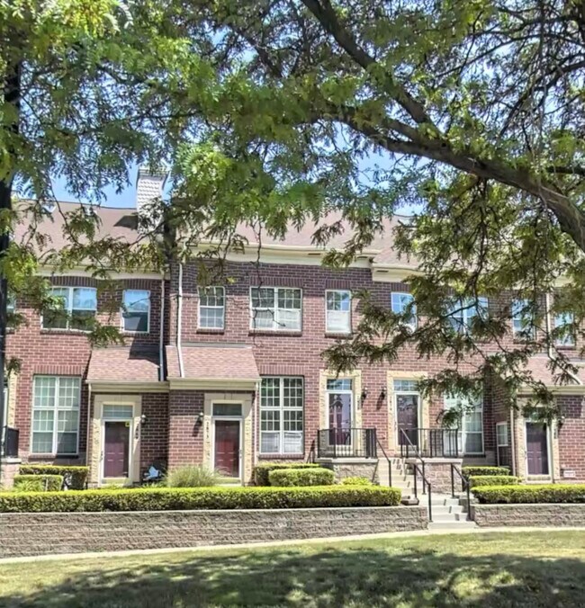 2883 Biddle Ave Unit 2883 BIDDLE, Wyandotte, MI 48192 Condo for Rent