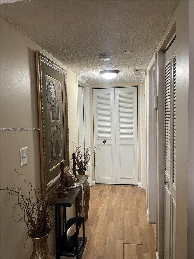 Foto del edificio - 8540 SW 133rd Avenue Rd