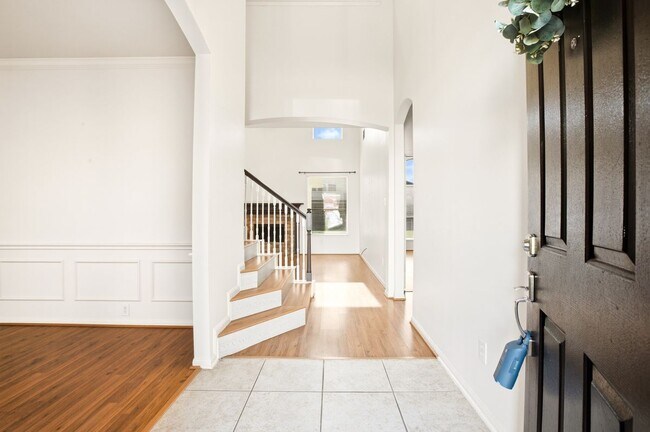 Building Photo - 3906 Tigris Ridge Dr