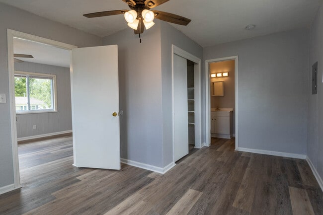 Building Photo - 507 Maier Dr