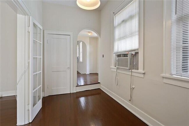 Building Photo - 2314 Wirth Pl