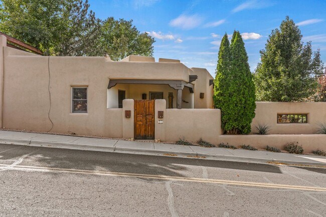 Foto del edificio - 23 Centaurus Ranch Rd
