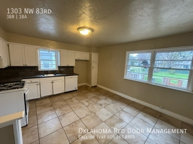 Building Photo - 1303 NW 83rd St