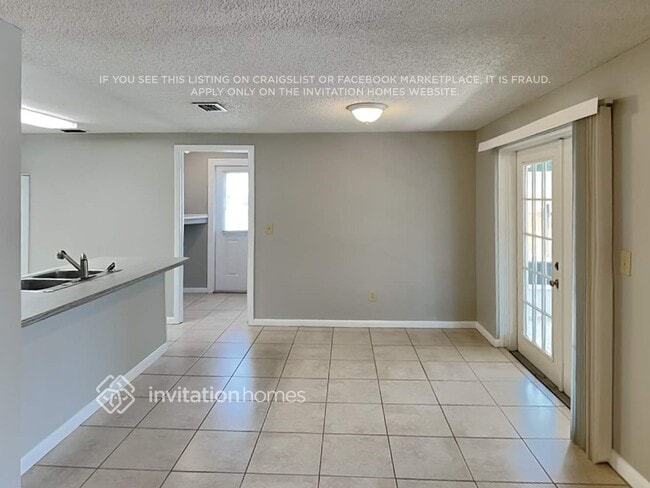 Building Photo - 16012 Sharewood Dr