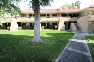 Building Photo - 2800 Los Felices Cir E