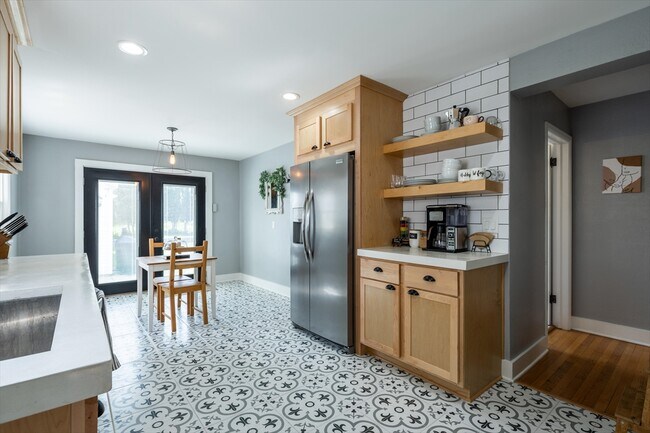 Foto del edificio - 145 N 72nd St