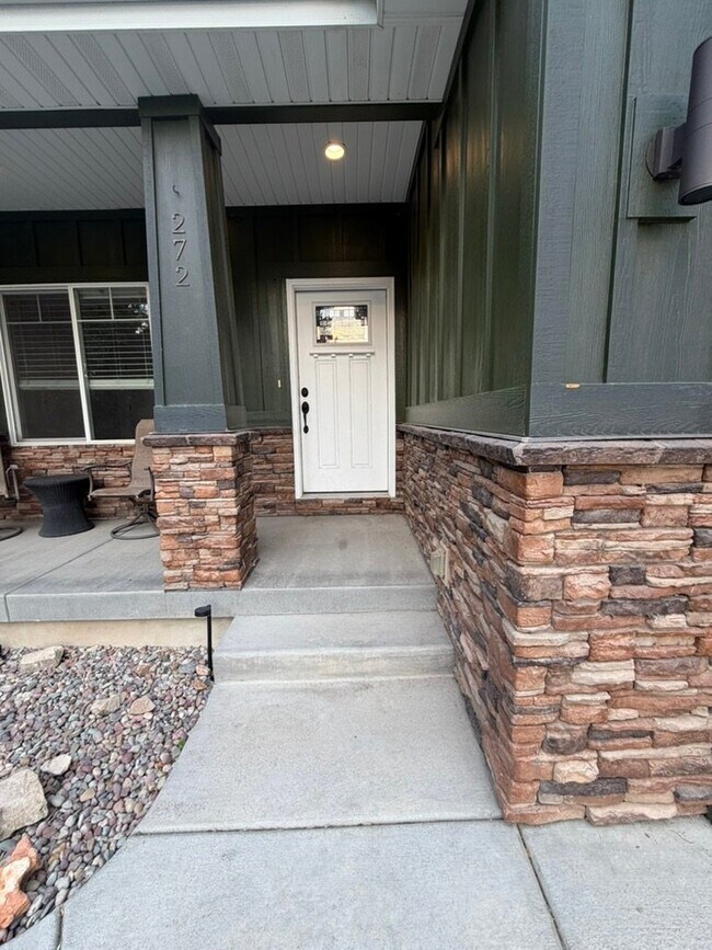 Building Photo - 272 N 135 W