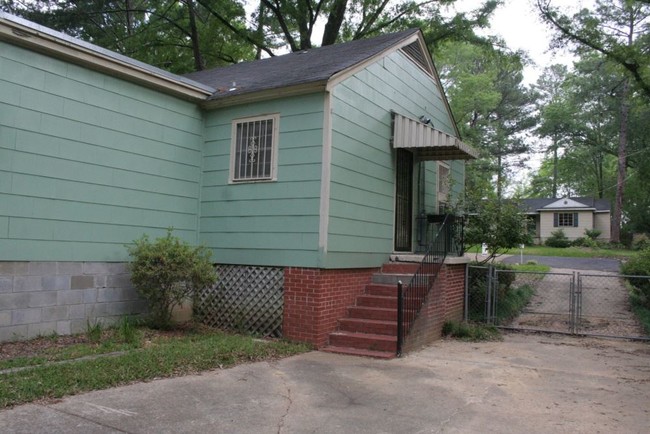 Building Photo - 1137 Druid Hill Dr