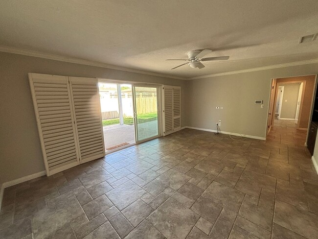 Building Photo - Beautiful home in the city of Orange.