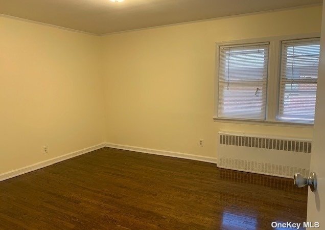 Foto del edificio - 59-05 Fresh Meadow Ln
