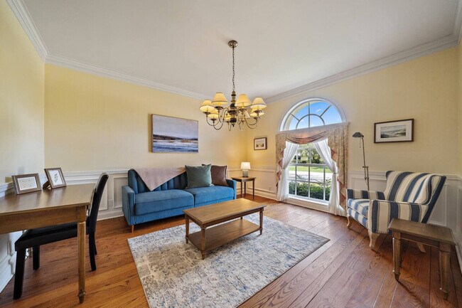 Building Photo - 13655 Jonquil Pl