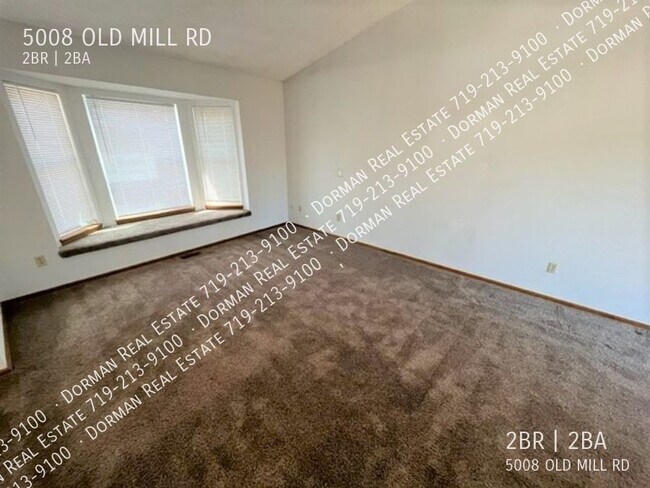 Building Photo - 2 bed, 2 bath home!