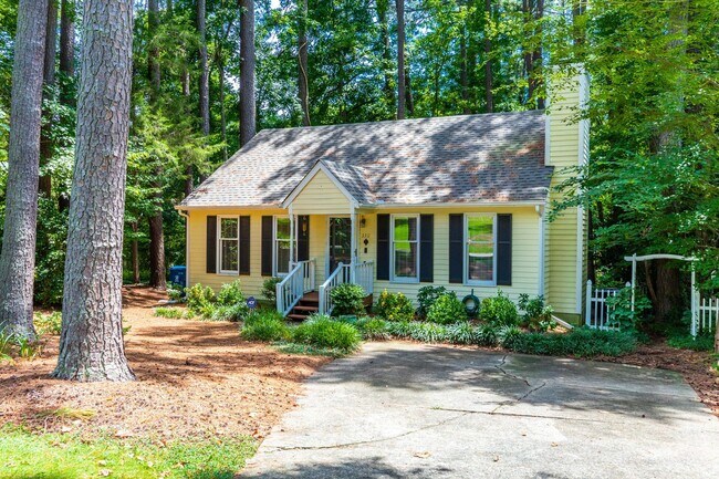 Building Photo - Adorable 2 bedroom South Durham home with ...