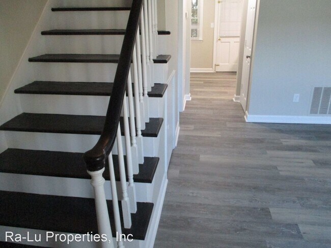 Foto del edificio - 2 br, 1.5 bath House - 516 S. Cherry St