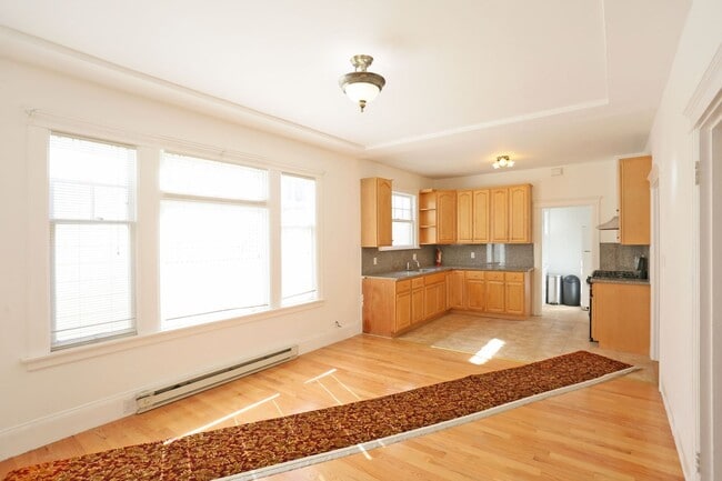 Photo - 306 20th Ave Apartment