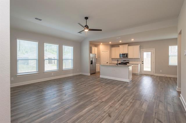 Foto del edificio - 805 Jackel Dr