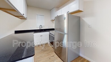 Building Photo - 2666 Alamo Dr