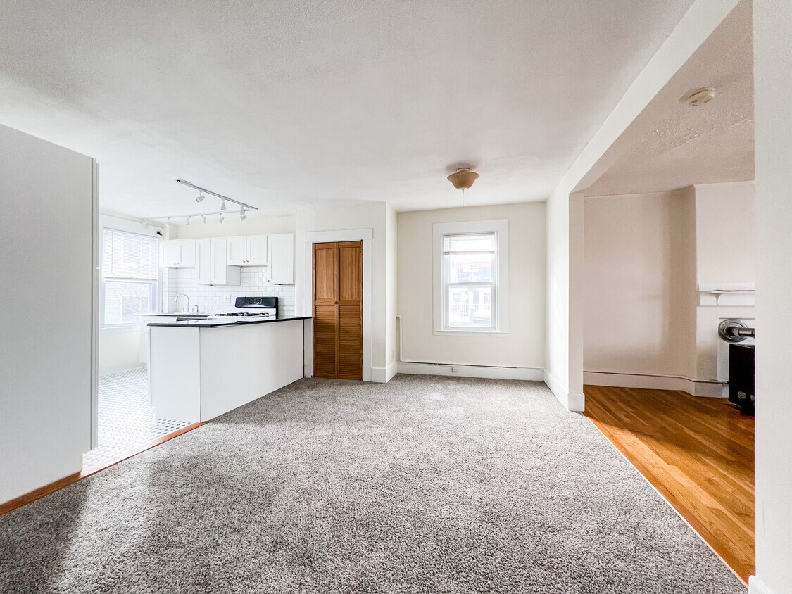 4 Vinton St Unit 3, Boston, MA 02127 Apartments in Boston, MA