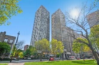 Building Photo - 345 W Fullerton Pkwy