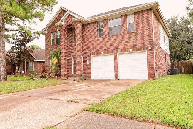 Foto del edificio - 18315 Water Mill Dr