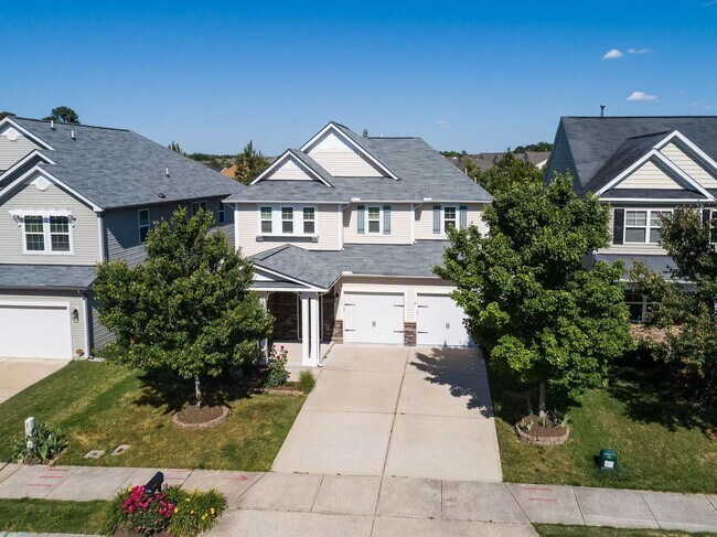 Photo - 116 Daneborg Rd House