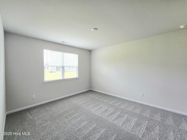 Foto del edificio - 4277 Blossom Hl Dr