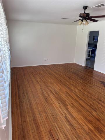 Foto del edificio - 5428 Durham Ave