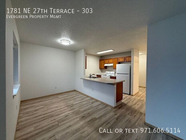 Building Photo - 1781 NE 27th Terrace