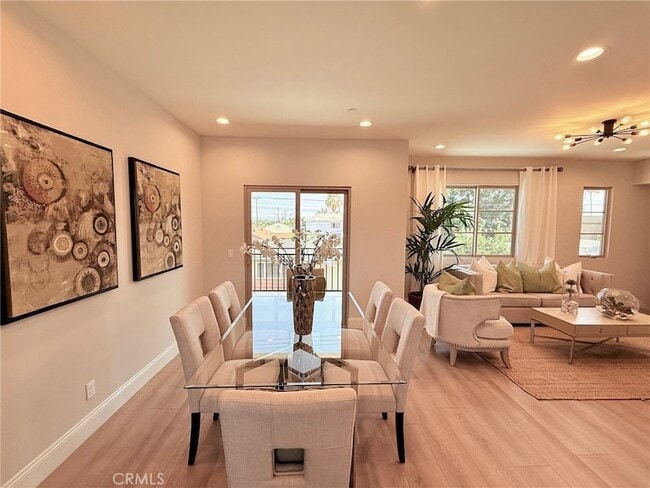Photo - 4437 Stewart Avenue Unit F Townhome