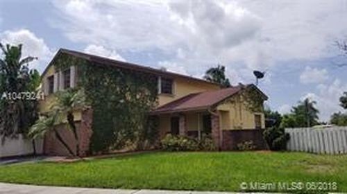 Building Photo - 13730 Newport Manor