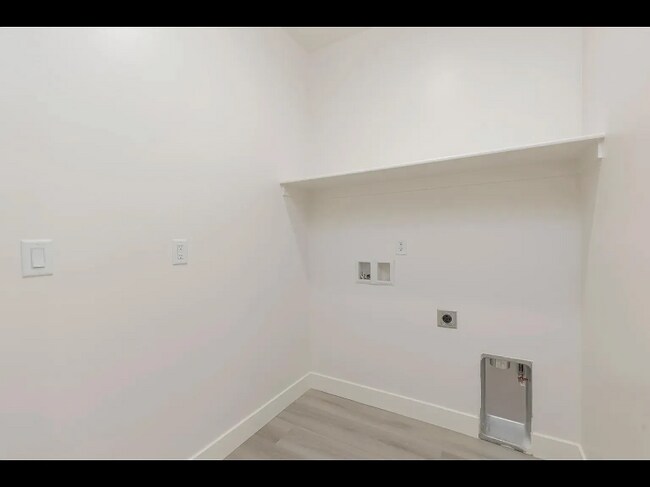 Foto del edificio - 296 S 1930 W