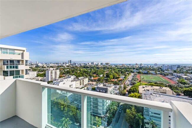 Foto del edificio - 1200 West Ave