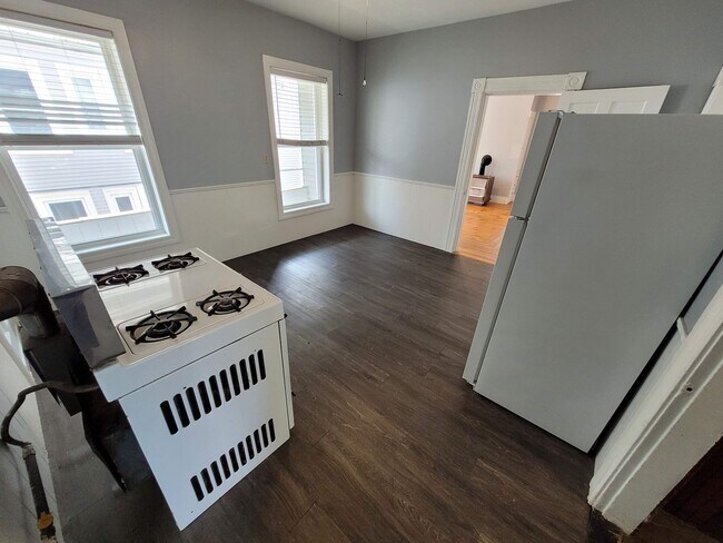 Foto del edificio - 145 Pine St