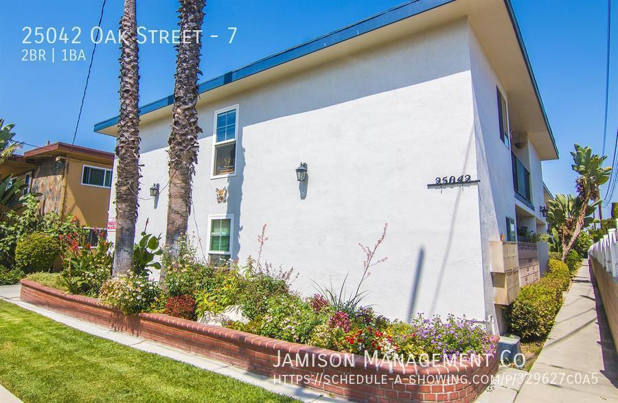 25042 Oak St Unit 7, Lomita, CA 90717 Room for Rent in Lomita, CA