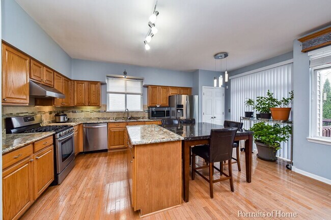 Building Photo - 2539 Whitehall Ln