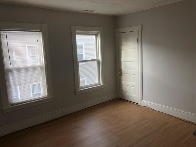 Foto del edificio - 389 Hayward St