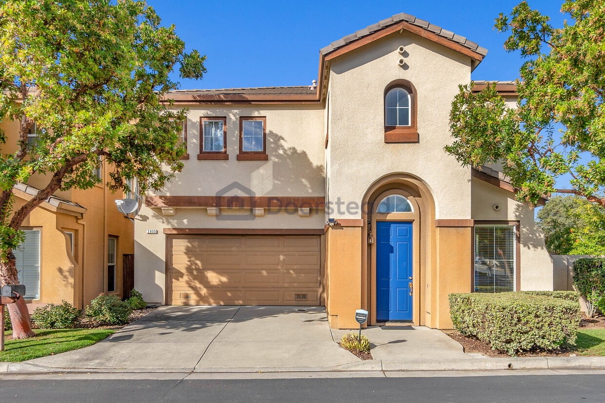 Primary Photo - 2955 Vineyard Park Dr