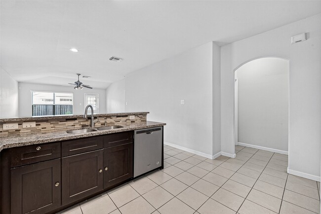 Building Photo - 10907 Barker Gate Ct