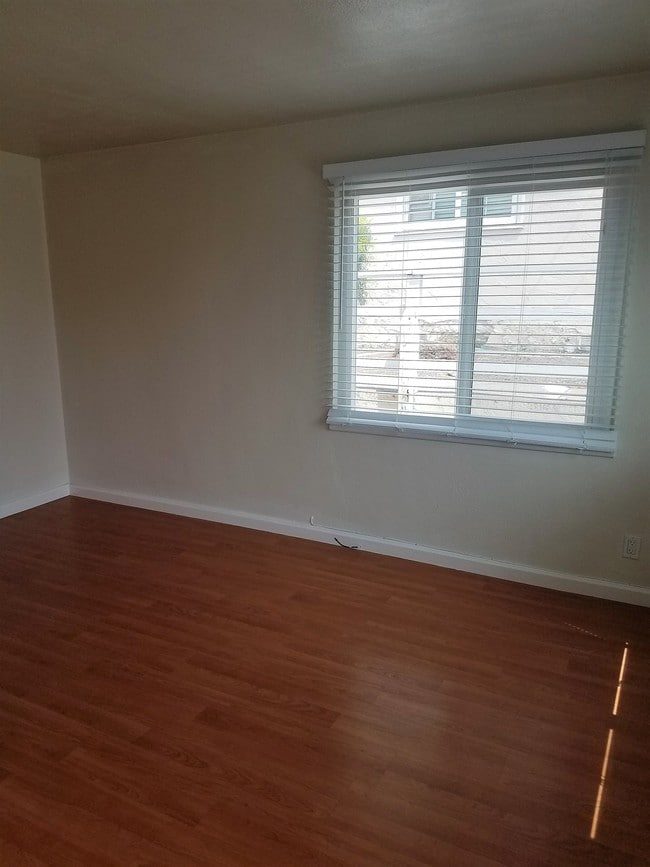 679 Military East - Springhill Apartments