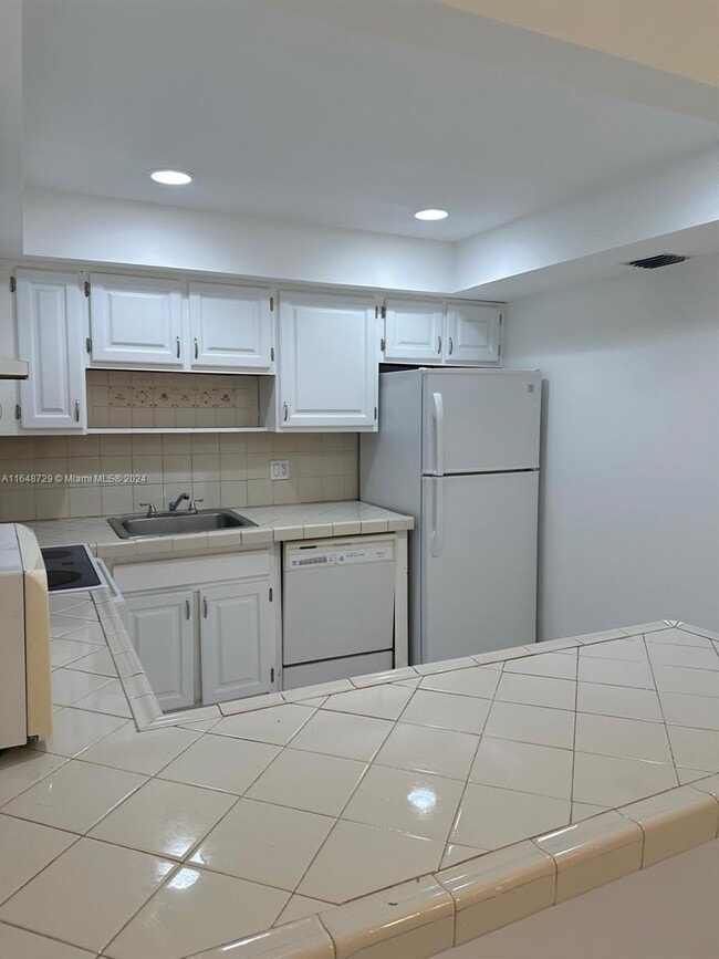 Photo - 1307 Partridge Close Townhome