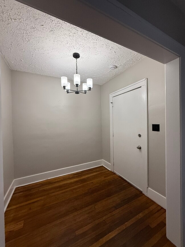 Building Photo - 4074 Virginia Park St